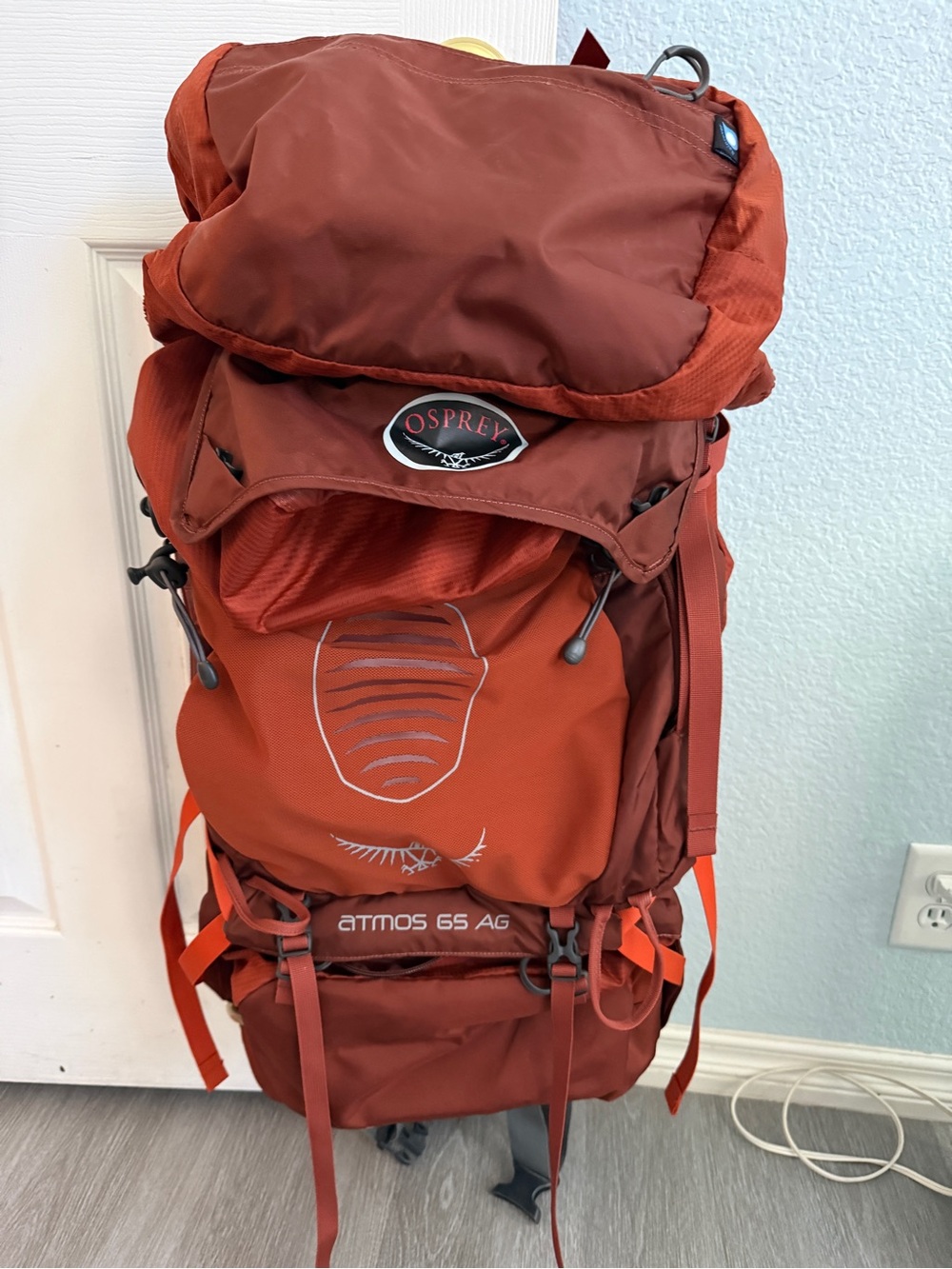 Osprey Atmos AG 65L Backpack Rust Red Anti-Gravity Hiking Camping Pack Mens